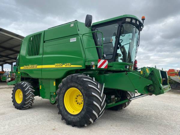 Комбайн John Deere 9560i WTS (2005)