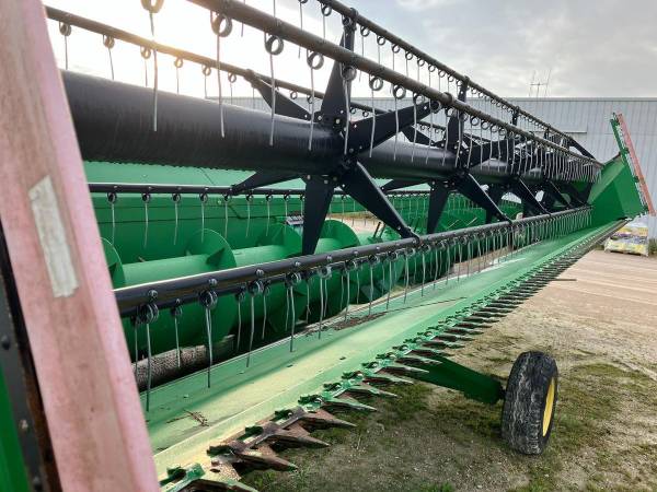 Комбайн John Deere 9560i WTS (2005)