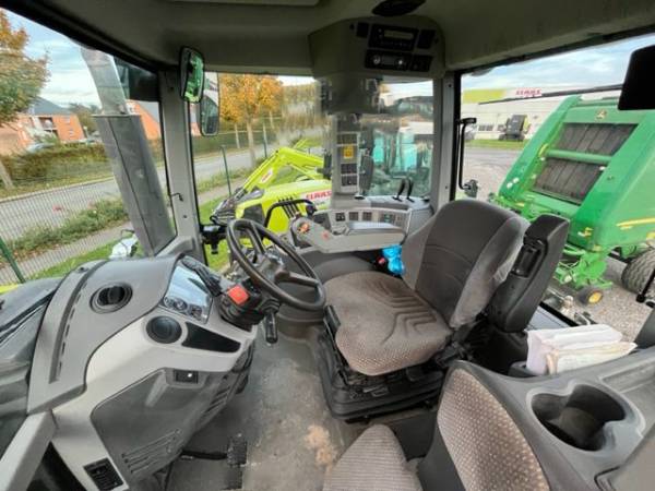 Трактор Claas Axion 820 (2011)