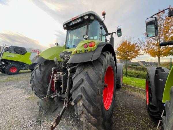 Трактор Claas Axion 820 (2011)