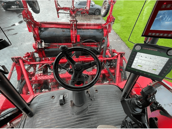 Свеклоуборочный комбайн Grimme Maxtron 620 (2006)