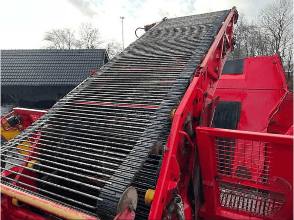 Свеклоуборочный комбайн Grimme Maxtron 620 (2006)