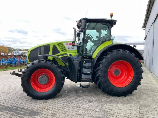 Трактор Claas Axion 930 C-MATIC (2014)