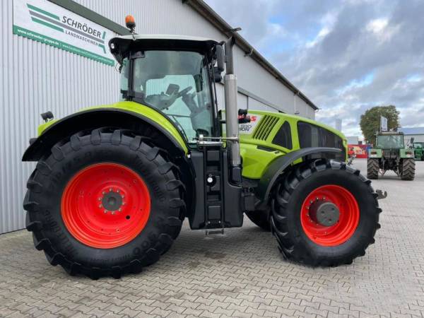 Трактор Claas Axion 930 C-MATIC (2014)