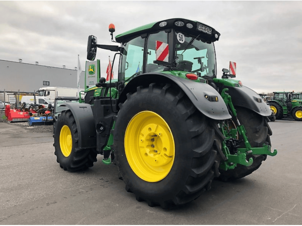 Трактор John Deere 6R 215 (2023)
