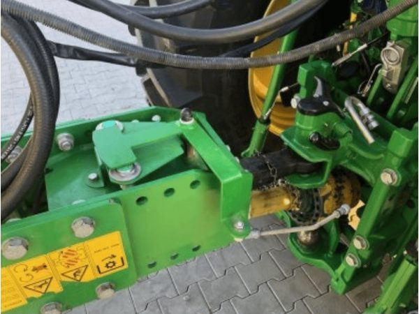 Причіпний обприскувач John Deere M732i (2016)