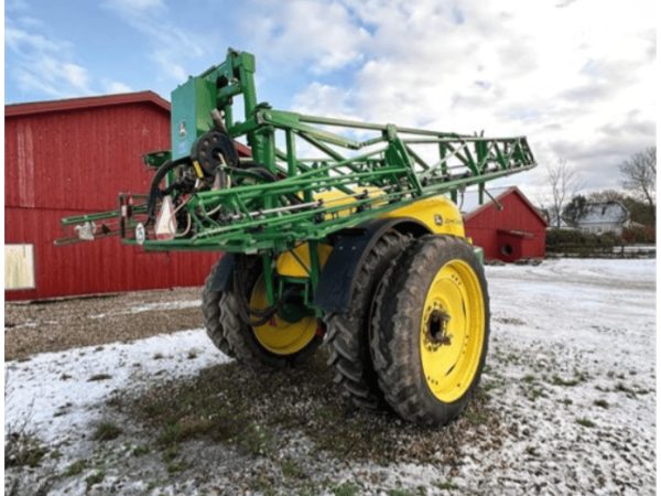 Причіпний обприскувач John Deere M732 (2014)