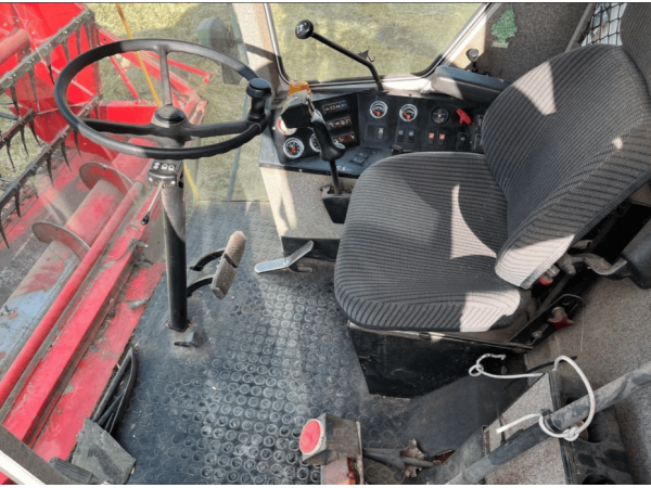 Комбайн Massey Ferguson 25 (1991)