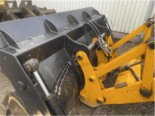 Екскаватор-навантажувач JCB 4CX (2017)