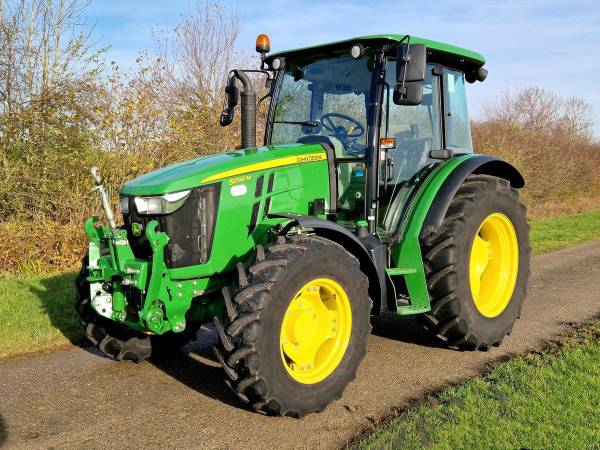 Трактор John Deere 5090M (2018)
