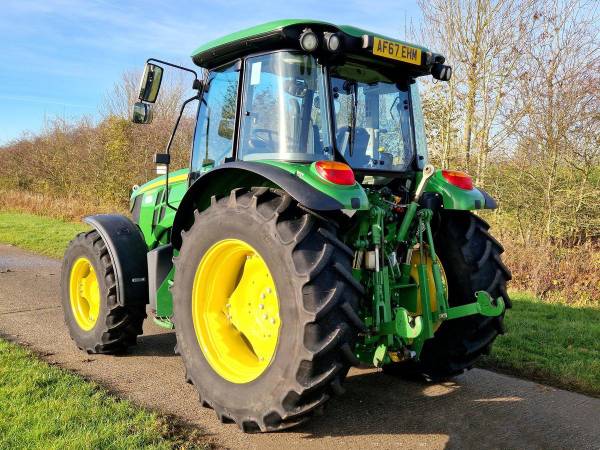 Трактор John Deere 5090M (2018)