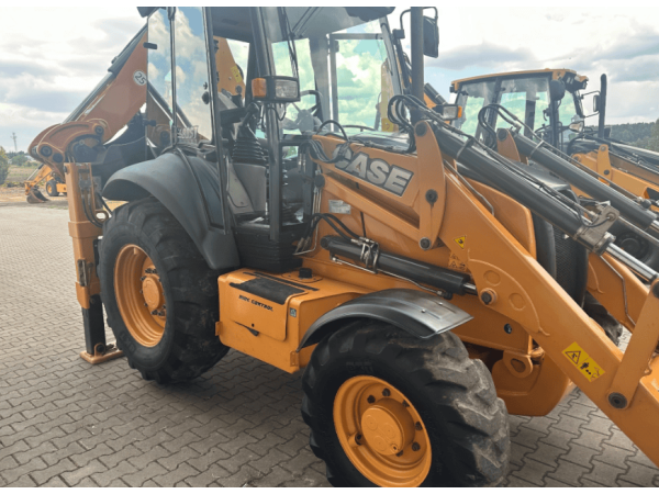 Екскаватор Case 580ST (2015)