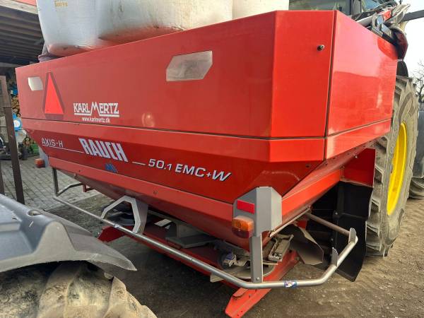 Розкидач добрив Rauch Axis-H 50.1 EMC+W