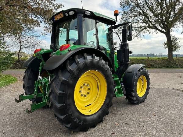 Трактор John Deere 6120M (2020)