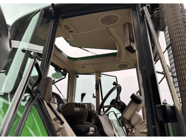Трактор John Deere 6920S (2006)