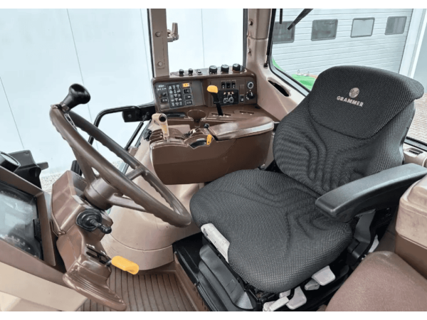 Трактор John Deere 6920S (2006)