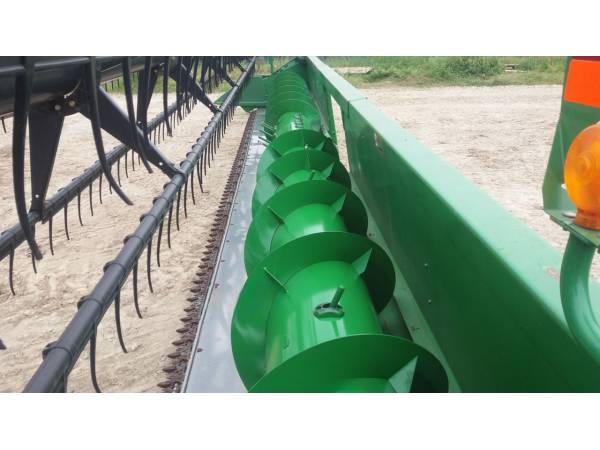 Жатка John Deere 630F
