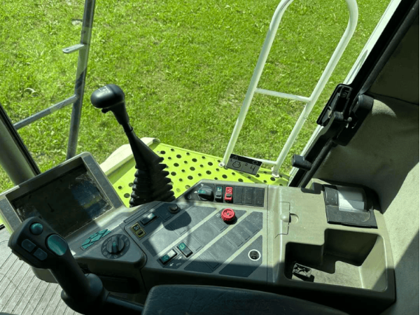 Комбайн Claas Lexion 450 (2001)