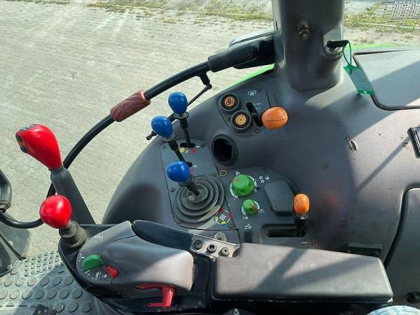 Трактор Deutz-Fahr Agrotron 165 MK3 (2001)