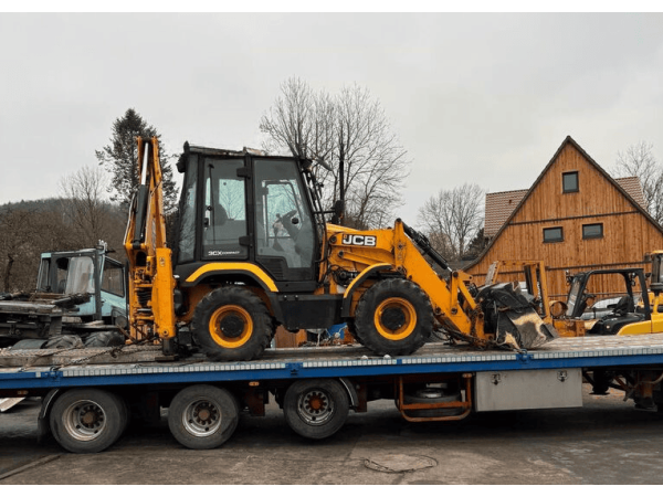 Екскаватор-навантажувач JCB 3CX (2016)