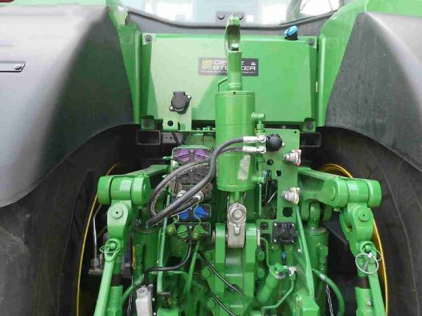 Трактор John Deere 8R 370 (2023)