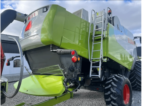 Комбайн Claas Lexion 560 (2006)