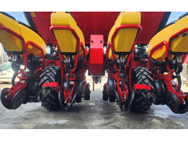 Сівалка точного висіву Vaderstad Tempo TPF 8 (2012)