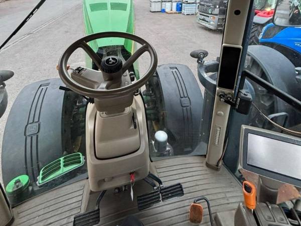 Трактор John Deere 8285R (2011)