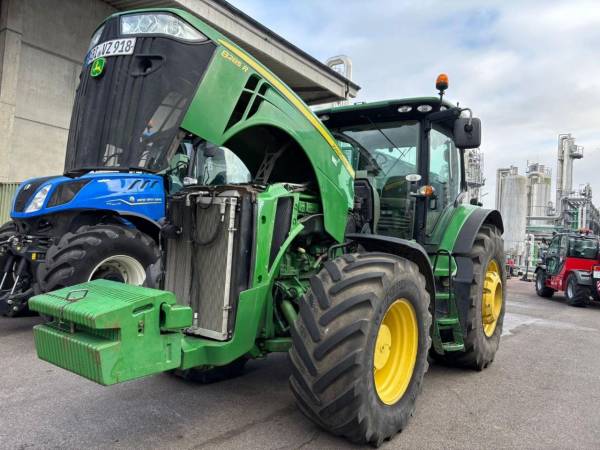 Трактор John Deere 8285R (2011)