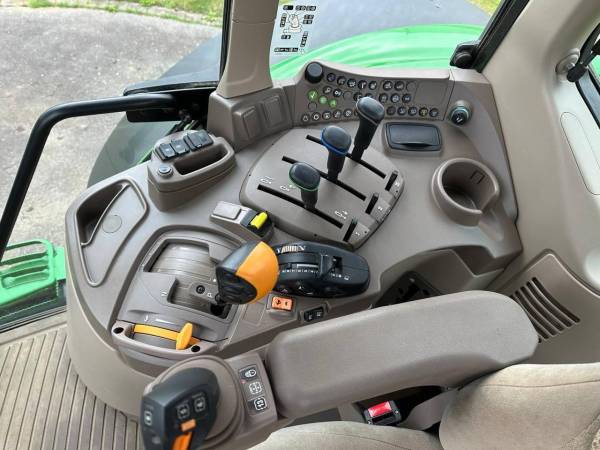 Трактор John Deere 6195M (2023)