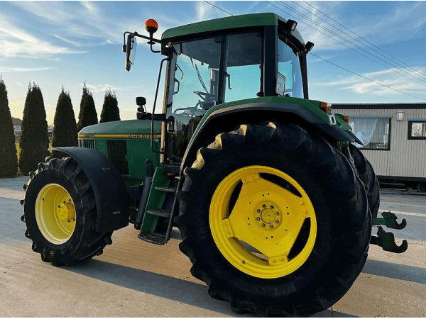 Трактор John Deere 6800 (1994)
