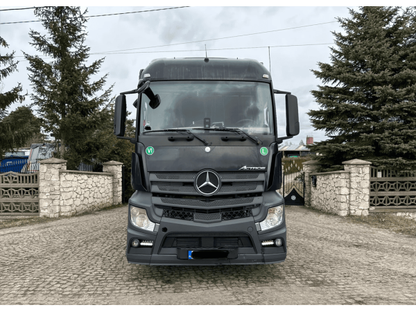 Грузовик штора Mercedes-Benz Actros 2545 (2013)