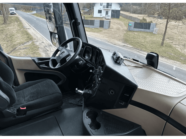 Грузовик штора Mercedes-Benz Actros 2545 (2013)