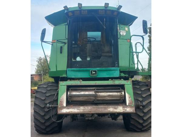 Комбайн John Deere 9500 (1996)