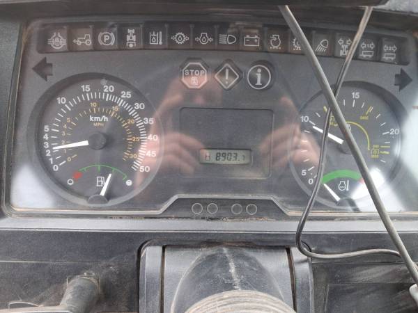 Трактор John Deere 6110 (2000)