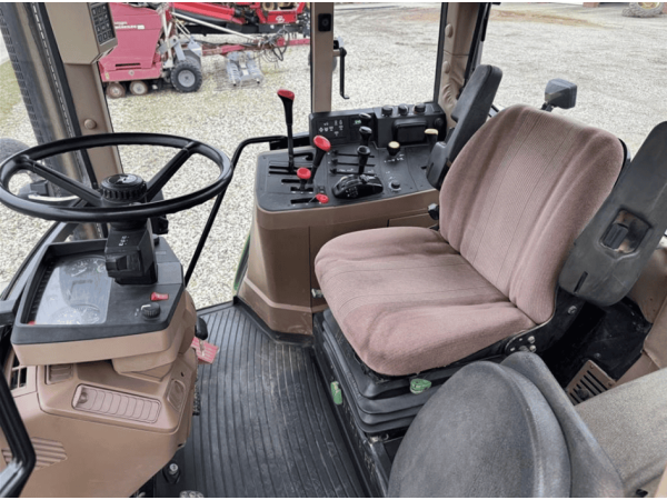 Трактор John Deere 6800 (1995)