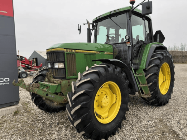 Трактор John Deere 6800 (1995)
