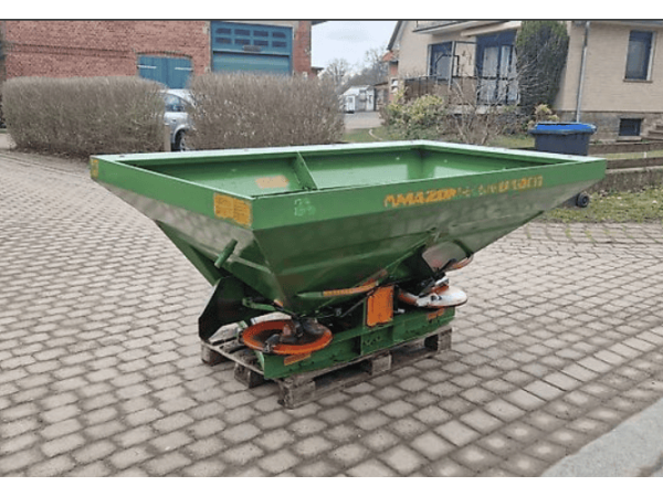 Розкидач добрив Amazone ZA-U 1001
