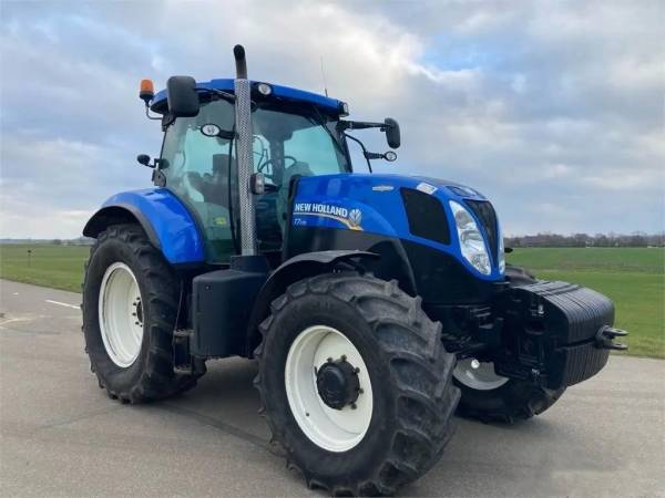 Трактор New Holland T7.170  (2012)