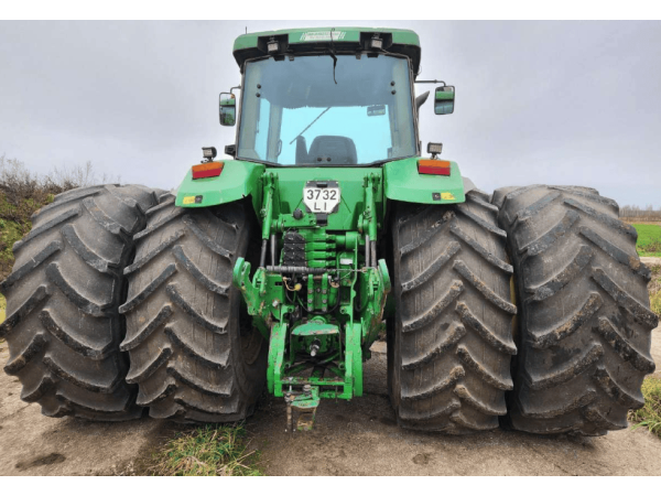 Трактор John Deere 8400 (1995)