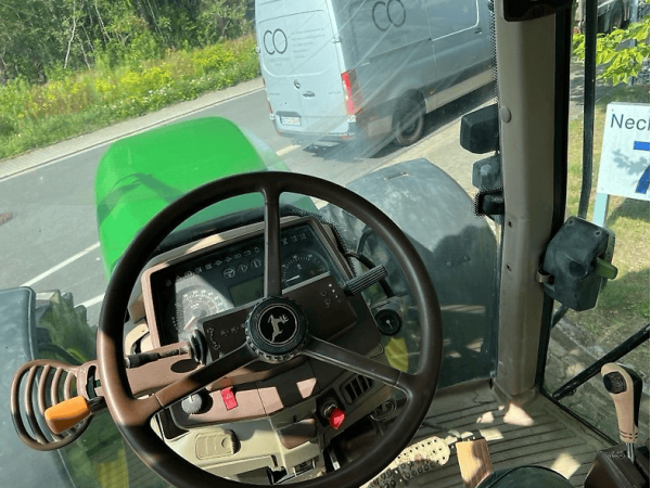 Трактор John Deere 6920 (2003)