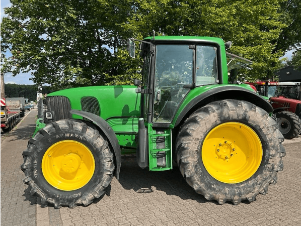 Трактор John Deere 6920 (2003)