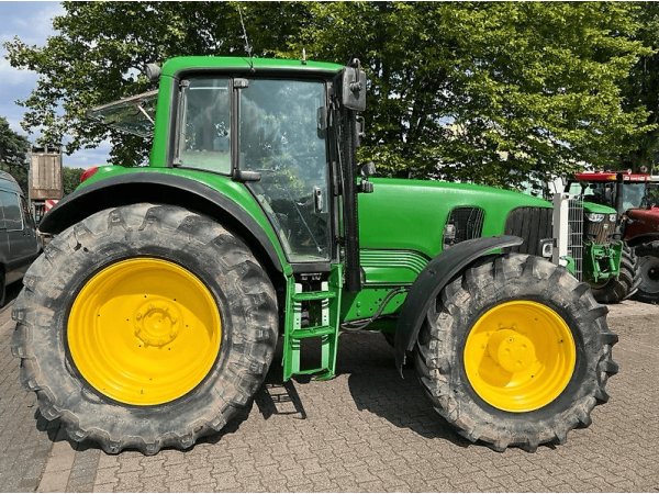 Трактор John Deere 6920 (2003)