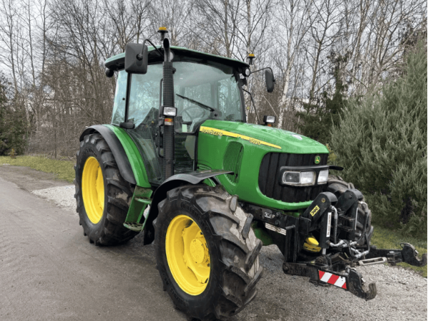 Трактор John Deere 5620 (2004)