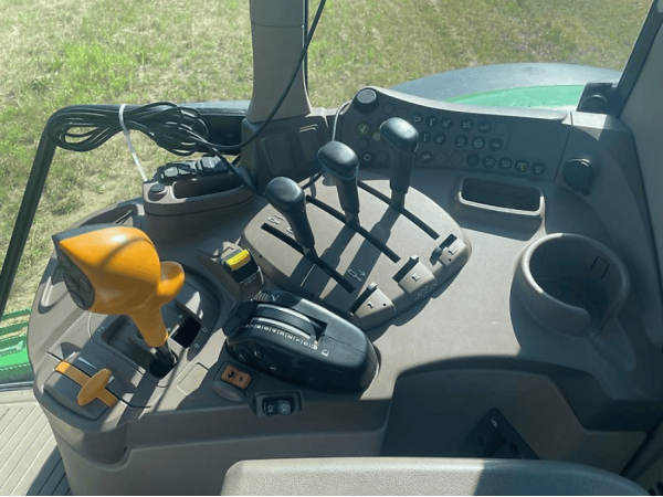 Трактор John Deere 6195M (2021)