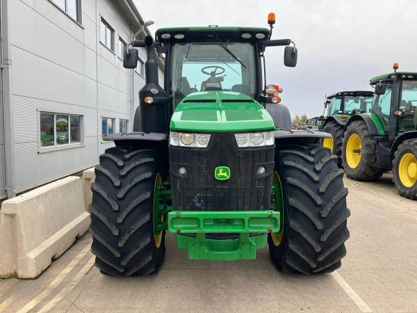 Трактор John Deere 8400R (2018)