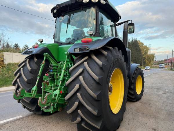Трактор John Deere 8360R (2013)