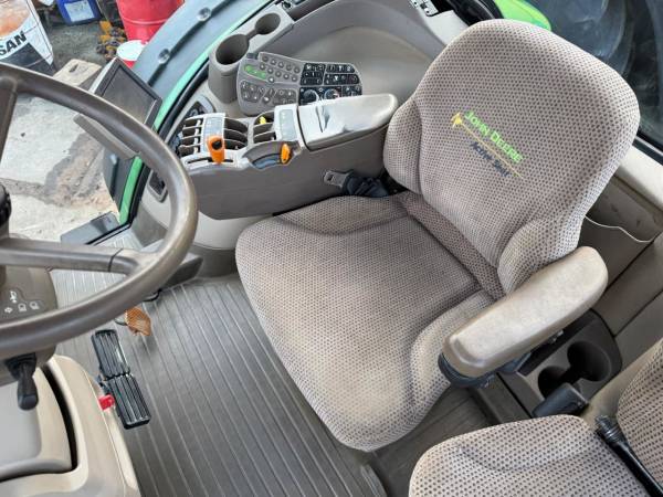 Трактор John Deere 8360R (2013)