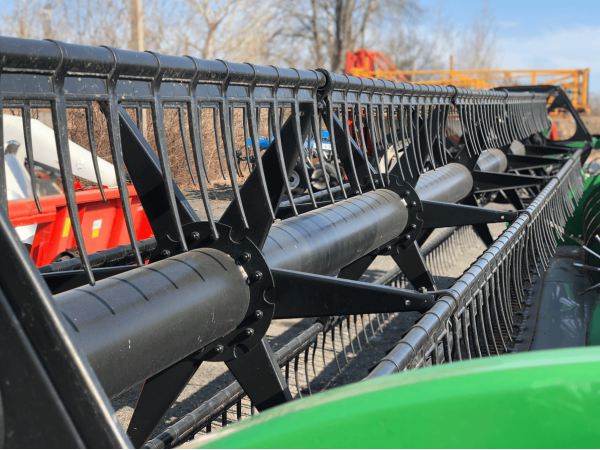 Жниварка John Deere 925F