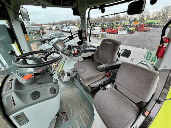 Трактор Claas Axion 830 (2018)